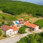 Luka Near Imotski, Private Pool Zmijavci